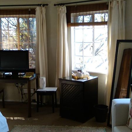 Chartwell Castle & Guest House Екстер'єр фото