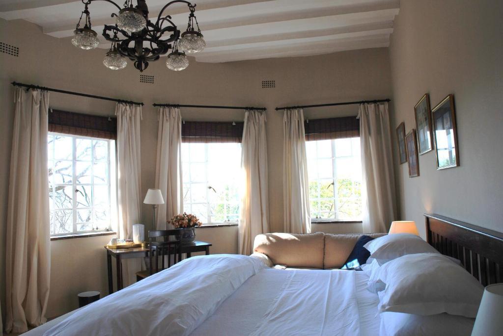 Chartwell Castle & Guest House Номер фото