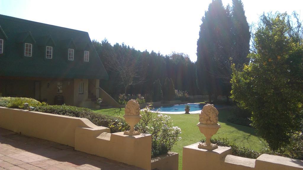 Chartwell Castle & Guest House Екстер'єр фото